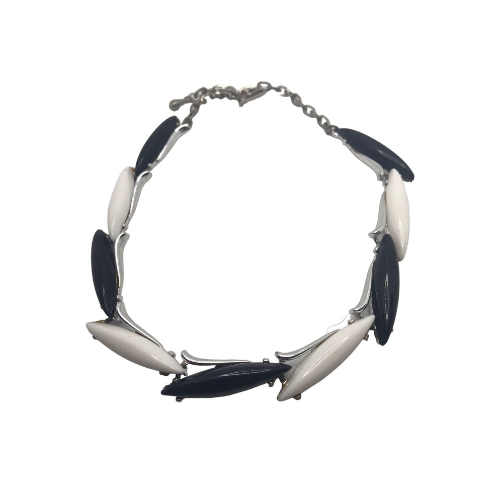 Vintage‎ Black & White Thermoset Plastic Necklace